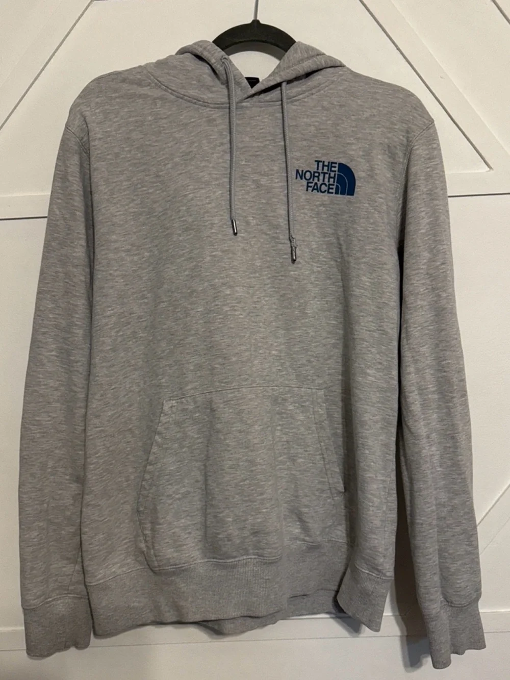 The North Face Men’s Heather Gray Pullover Hoodie with Navy Logo